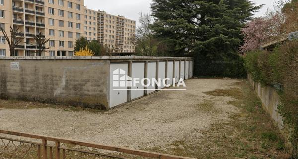 Location Parking - Caluire-et-cuire 69300
