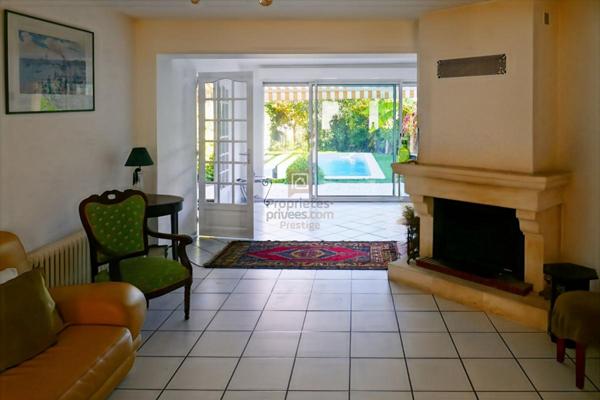 Bordeaux Caudéran Belle maison familiale 4 chambres avec jardin piscine et garage