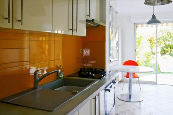 Bordeaux Caudéran Belle maison familiale 4 chambres avec jardin piscine et garage