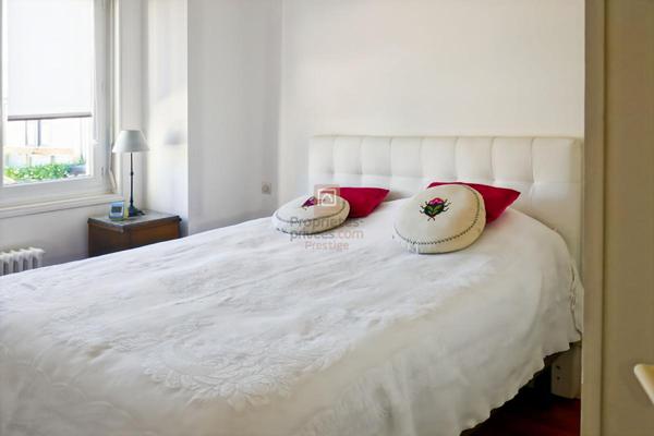 Bordeaux Caudéran Belle maison familiale 4 chambres avec jardin piscine et garage