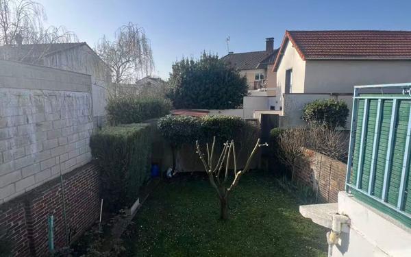 Maison à vendre    3 pièces •  La Courneuve
