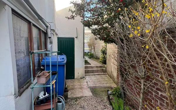 Maison à vendre    3 pièces •  La Courneuve