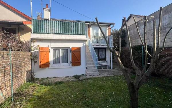 Maison à vendre    3 pièces •  La Courneuve