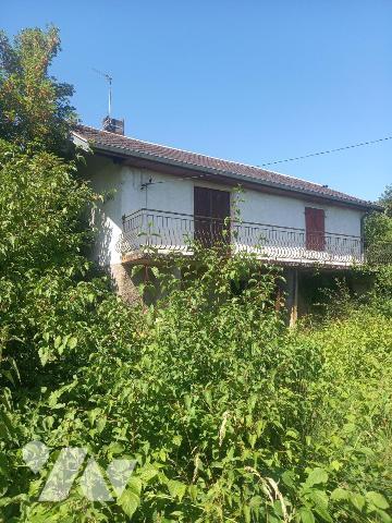 Au bord de l'ognon maison sur sous/sol et 2500m2 de terrain A RENOVER