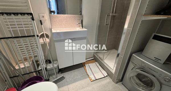 Location Studio meublé 14.02 m² - Lyon 69001