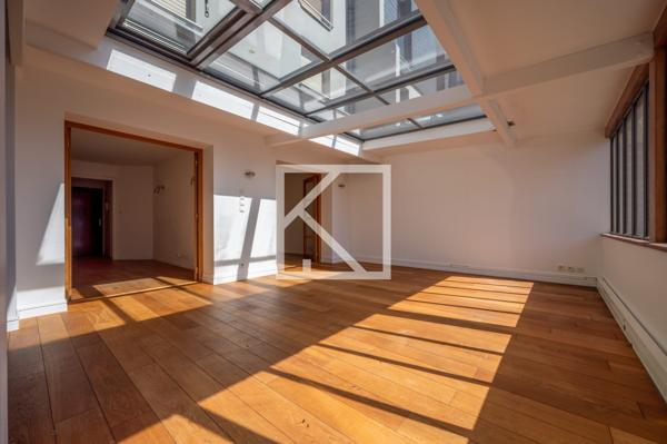 Rue Nantaise - Appartement familial de 156 m2, avec terrasse et parking