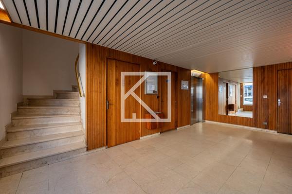 Rue Nantaise - Appartement familial de 156 m2, avec terrasse et parking