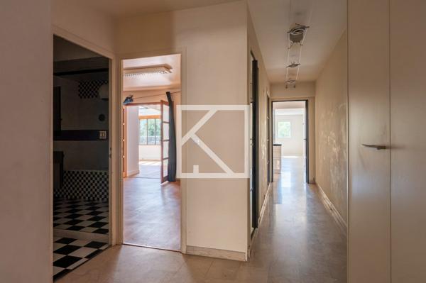 Rue Nantaise - Appartement familial de 156 m2, avec terrasse et parking