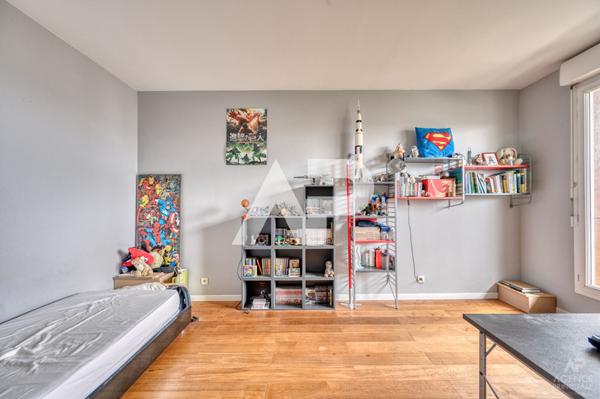 Appartement Rueil Malmaison 5 pièce(s) 132 m2 €790 000 ** - Référence 19404