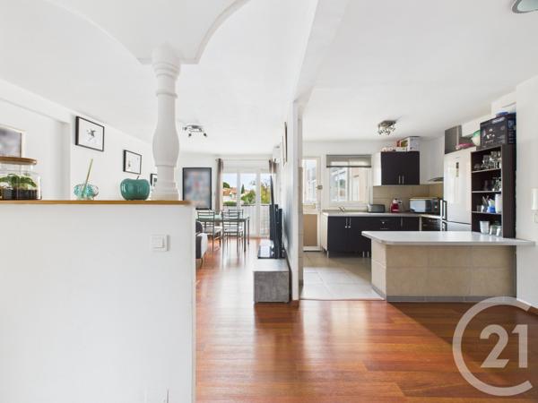 Appartement T4 à vendre  4 pièces - 76,69 m2 LA VALETTE DU VAR - 83