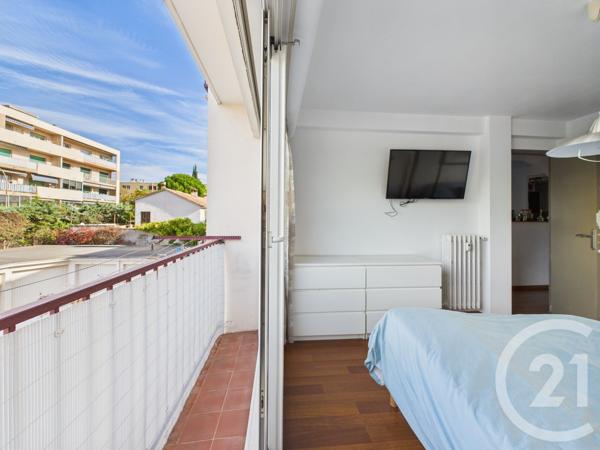 Appartement T4 à vendre  4 pièces - 76,69 m2 LA VALETTE DU VAR - 83