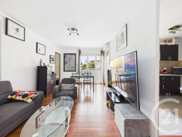 Appartement T4 à vendre  4 pièces - 76,69 m2 LA VALETTE DU VAR - 83