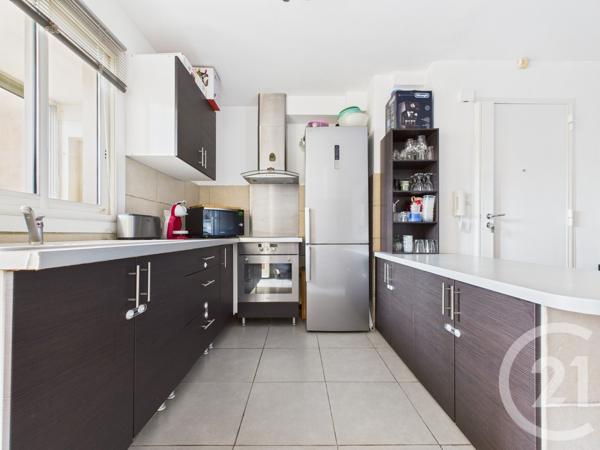 Appartement T4 à vendre  4 pièces - 76,69 m2 LA VALETTE DU VAR - 83