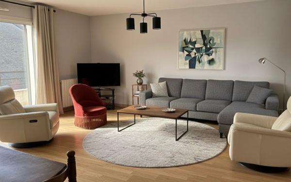 Appartement à vendre    3 pièces • 69,82 m2 Bizanos