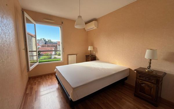 Appartement à vendre    3 pièces • 69,82 m2 Bizanos