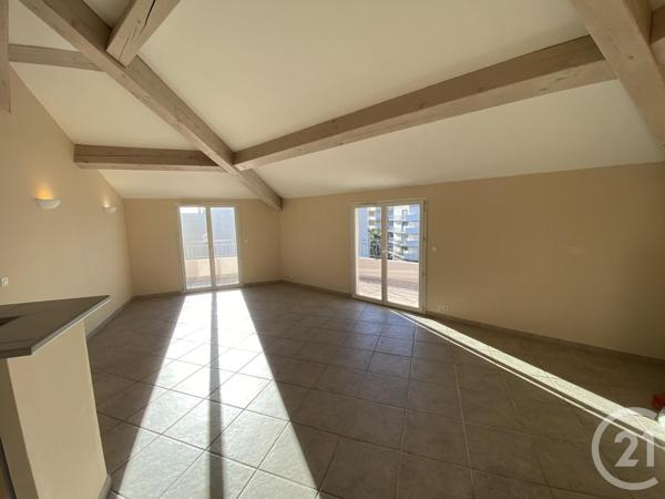 Appartement F3 à vendre  3 pièces - 71,78 m2 STE MAXIME - 83