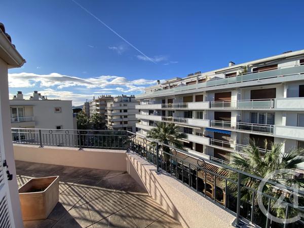 Appartement F3 à vendre  3 pièces - 71,78 m2 STE MAXIME - 83