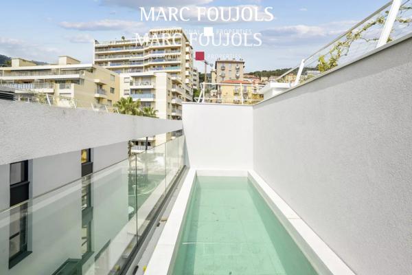 Penthouse à deux pas de Monte-Carlo avec piscine, terrasse, cave et parking, vue mer panoramique