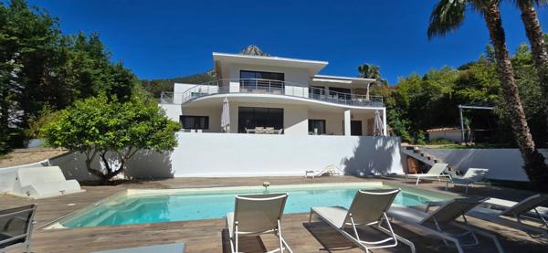 Maison à vendre 7 pièces LA VALETTE DU VAR (83)