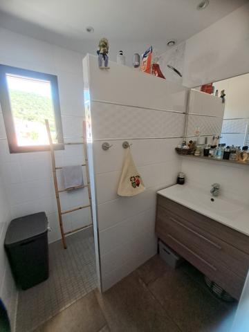 Appartement
         3 pièces
        - 65 m² 365 000 € *