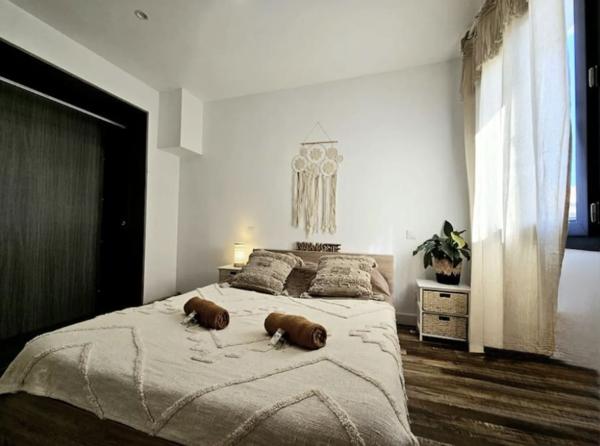 Maison
         8 pièces
        - 336 m² Bien prestige 800 000 € *