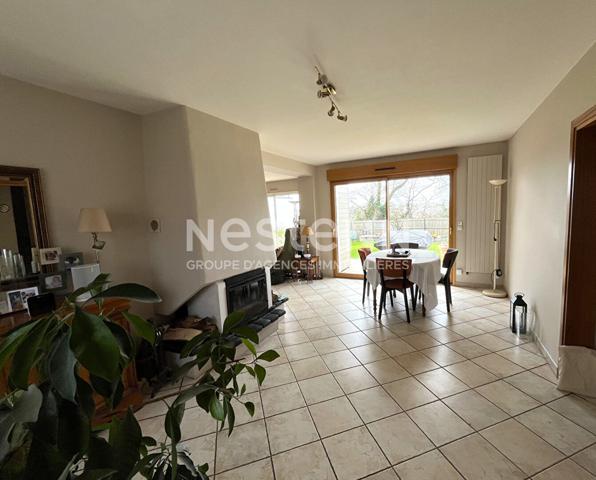 Maison Couëron La Chabossière, maison 3 chambres, Un Bureau , garage et dépendance, jardin