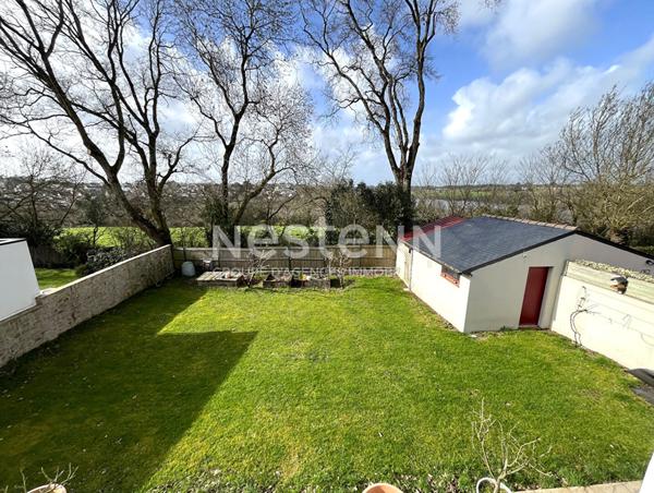 Maison Couëron La Chabossière, maison 3 chambres, Un Bureau , garage et dépendance, jardin