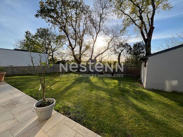 Maison Couëron La Chabossière, maison 3 chambres, Un Bureau , garage et dépendance, jardin