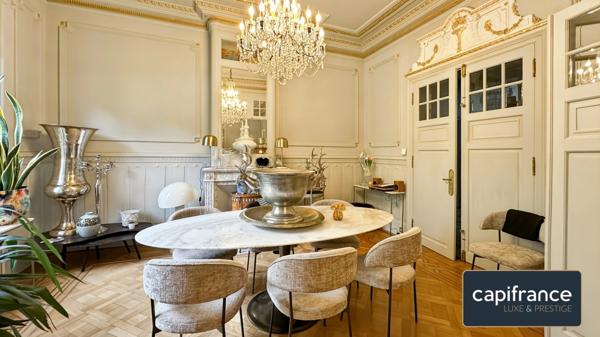 Une demeure de caractère au cœur du Jardin de la Rhonelle — 282 m² d'histoire préservée