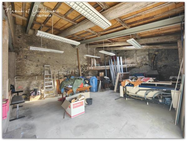 Exclusivité - Maison de maître avec double logement, jardin et double garage - Caux (34720)