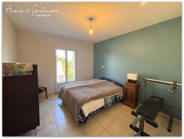 Exclusivité - Maison de maître avec double logement, jardin et double garage - Caux (34720)