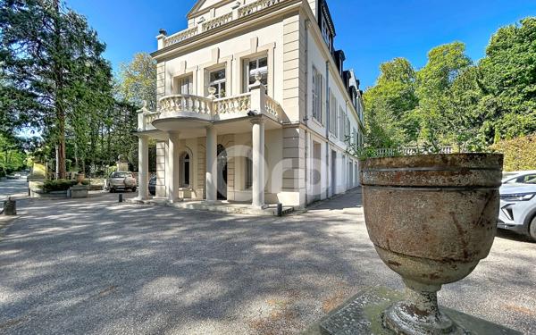 Appartement à vendre    4 pièces • 97 m2 Vineuil-Saint-Firmin