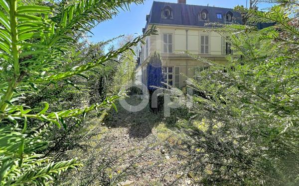 Appartement à vendre    4 pièces • 97 m2 Vineuil-Saint-Firmin