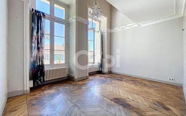 Appartement à vendre    4 pièces • 97 m2 Vineuil-Saint-Firmin
