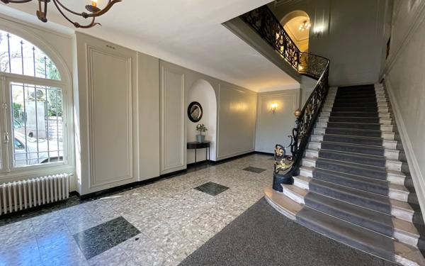 Appartement à vendre    4 pièces • 97 m2 Vineuil-Saint-Firmin