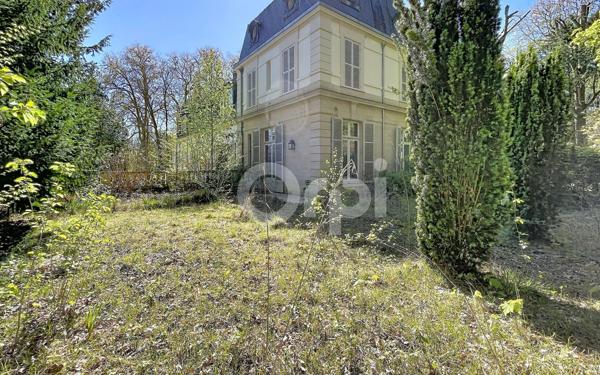 Appartement à vendre    4 pièces • 97 m2 Vineuil-Saint-Firmin