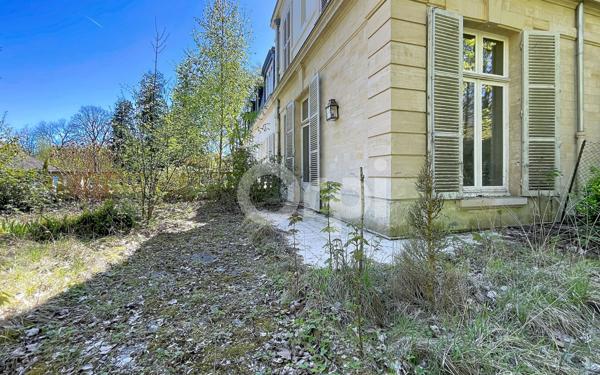 Appartement à vendre    4 pièces • 97 m2 Vineuil-Saint-Firmin