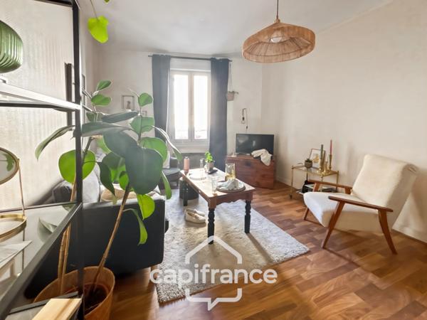 BORDEAUX/Quartier St SEURIN/ a vendre T2 Lumineux