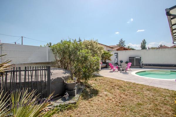 Grézieu-la-Varenne centre – Maison récente avec jardin, piscine et grand garage