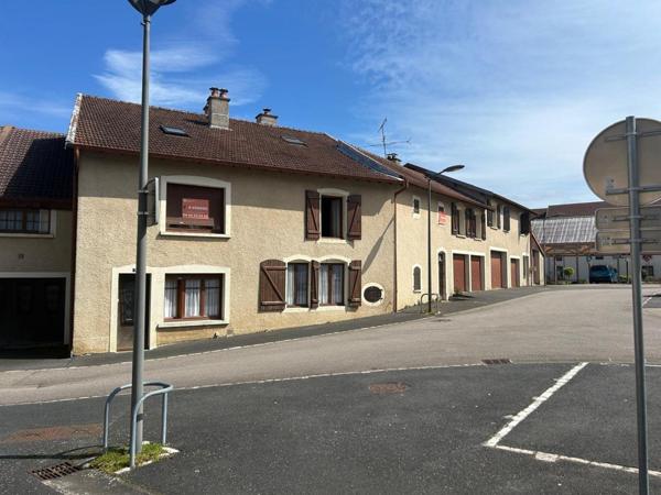 grande maison proche des services