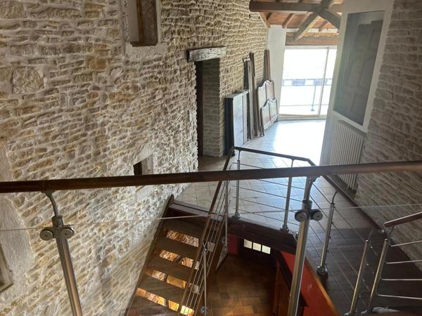 grande maison proche des services