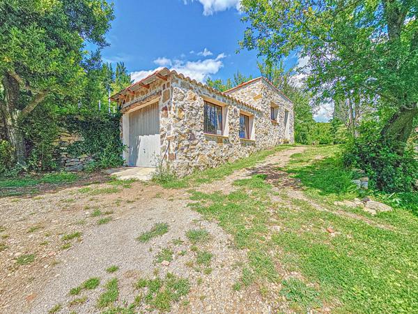 Superbe ensemble immobilier dans un écrin de verdure