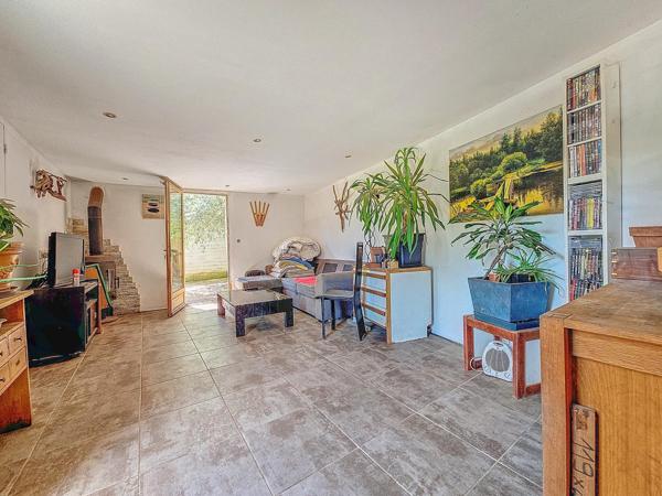 Superbe ensemble immobilier dans un écrin de verdure