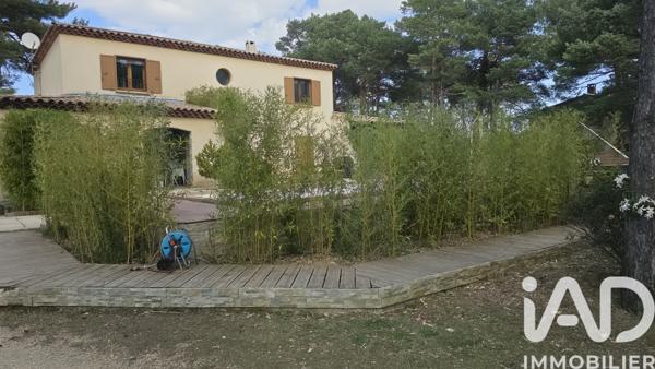 Location maison 6 pièces 191 m² Plan-d'Aups-Sainte-Baume