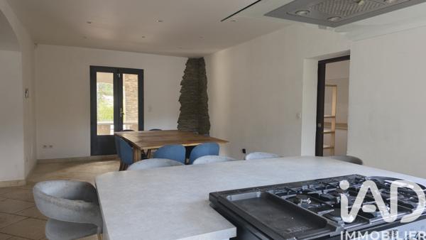 Location maison 6 pièces 191 m² Plan-d'Aups-Sainte-Baume