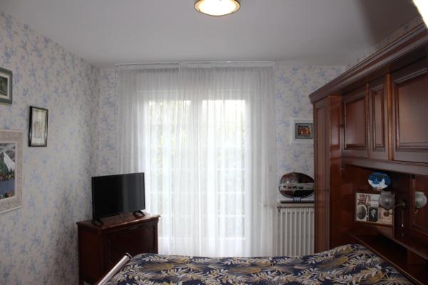 Dpt Deux Sèvres (79), à vendre BRESSUIRE maison sur sous-sol P6 de 170m² sur un terrain de 1255m²