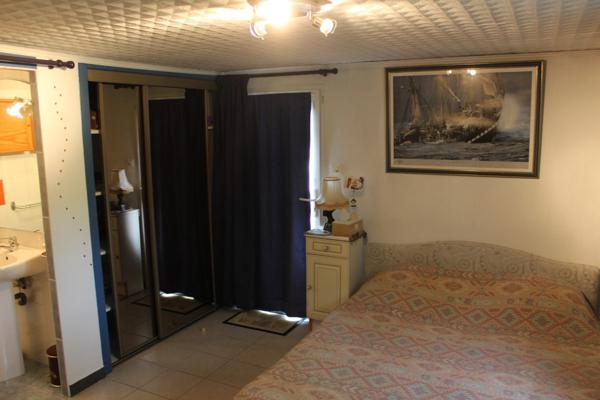 Dpt Deux Sèvres (79), à vendre BRESSUIRE maison sur sous-sol P6 de 170m² sur un terrain de 1255m²