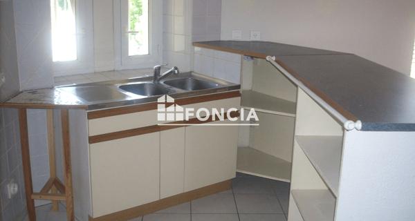 Location Studio 40.55 m² - Saint-péray 07130