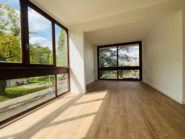 Appartement 4/5 pièces -  3 chambres - En  très bon état
