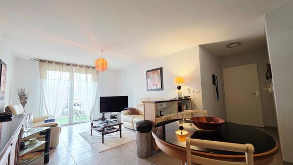 BOURGES APPARTEMENT RECENT 3 PIECES TERRASSE GARAGE PARKING